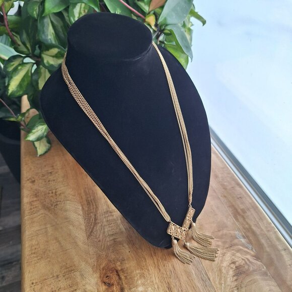 Vintage Gold Tone Tassel Necklace Filigree Pendant Triple Chain Design 30 Inch - Picture 2 of 5